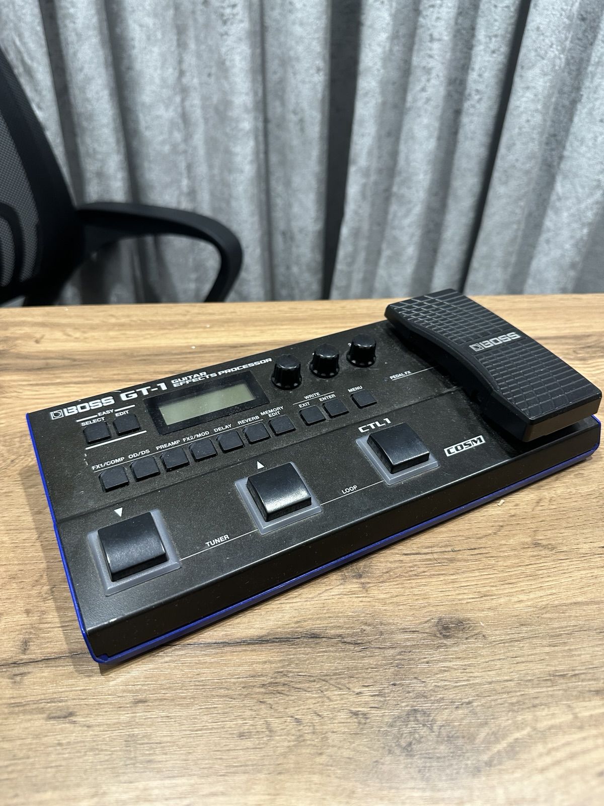 Фото объявления: Boss GT-1 Guitar Processor